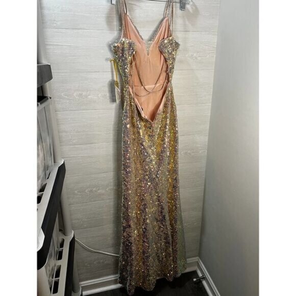 Say Yes to the Prom Dress Size 5/6 Gold Sequins Open‎ Back NWT - Picture 3 of 11
